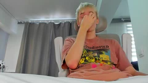 vibemygirl online show from 11.06.25