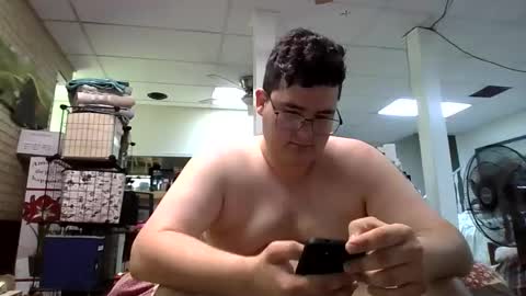 Snapshot of vicantis chatting on 04.10.26 Matt online show from 04.10.26