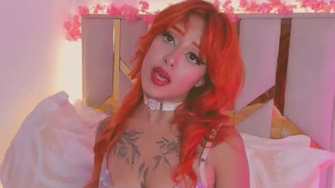 Snapshot of vicioushorse33 chatting on 10.10.25 Sophie and Stan online show from 10.10.25