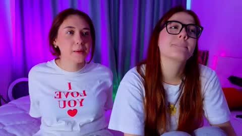 Snapshot of vickipratt chatting on 01.15.26 Stacy Charlotte Lolaon keyboard online show from 01.15.26