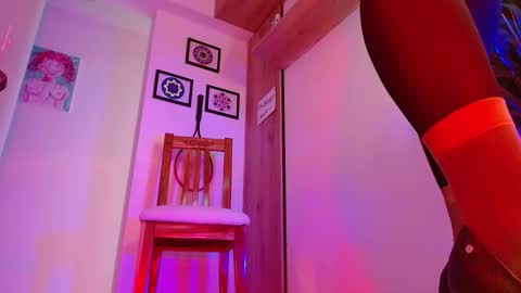 Vicky  online show from 01.06.25