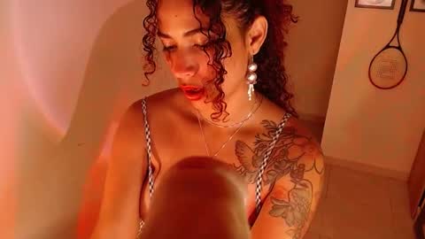 Vicky  online show from 02.06.25