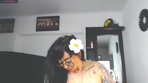 Vicky  online show from 03.26.26