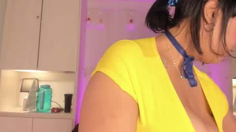 V I C K Y online show from 11.30.25