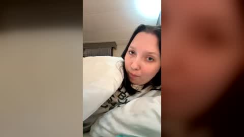 Vicky Parker online show from 08.03.26