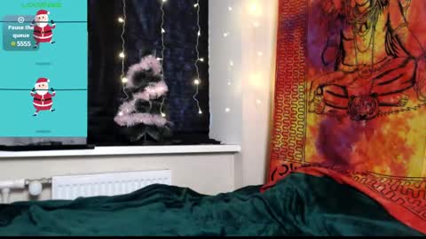 victori_luxury online show from 12.14.24