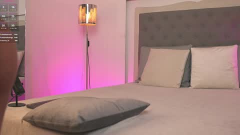         online show from 01.03.25