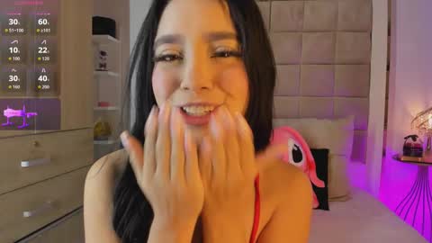 Snapshot of victoria_adaams1 chatting on 10.17.25 Victoria valentina online show from 10.17.25