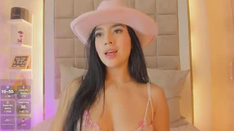 Snapshot of victoria_adaams1 chatting on 01.14.26 Victoria valentina online show from 01.14.26