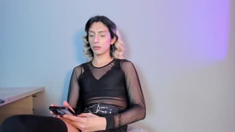 Snapshot of victoria_badgal chatting on 09.22.25 Victoria online show from 09.22.25