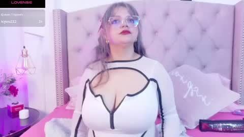 victoria_cherry_ online show from 05.14.26