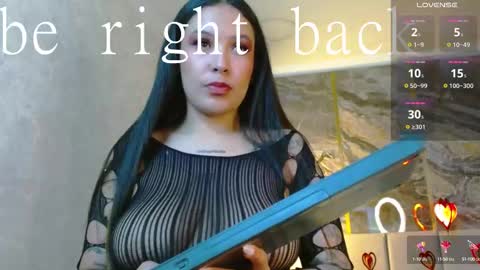 Victoria Collins online show from 02.24.25