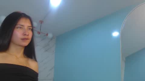 Victoria online show from 05.22.26