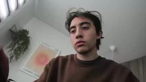 Victoria  online show from 09.15.25