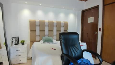 Victoria   Everyday From 1400 to 2130 Col Time online show from 10.12.25