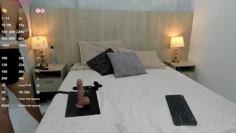 Snapshot of victoria_pachon chatting on 02.04.26 victoria_pachon online show from 02.04.26