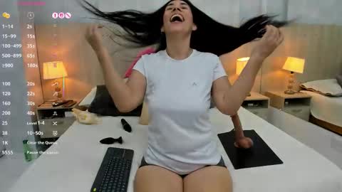 Snapshot of victoria_pachon chatting on 03.21.26 victoria_pachon online show from 03.21.26