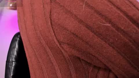 D A N I online show from 10.24.25