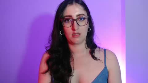 Victoria online show from 02.11.25