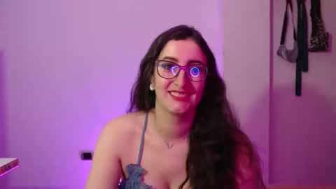 Victoria online show from 09.20.25