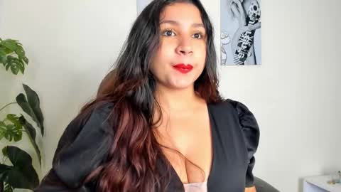 VICTORIA  online show from 02.02.26