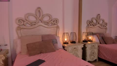 victoria  online show from 01.16.25