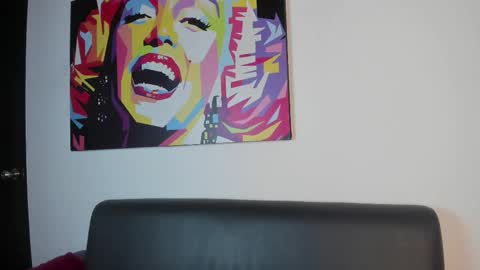 Snapshot of victoriaa2_doll chatting on 02.26.26 victoriaa2_doll online show from 02.26.26