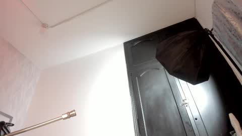 Victoria Sofia online show from 02.28.26