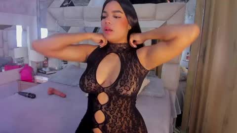 VICTORIA online show from 04.15.26