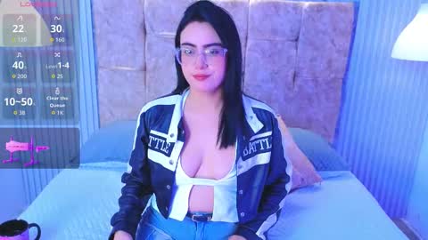 Victoria Andrade online show from 03.21.26