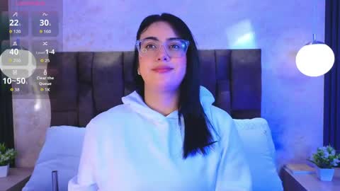 Victoria Andrade online show from 05.26.26