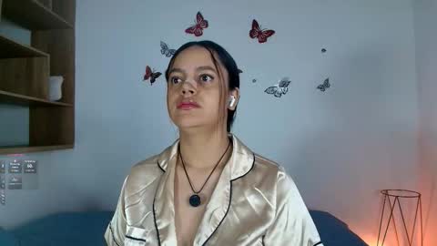 Victoria online show from 12.17.25