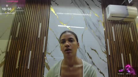 Victoria  online show from 04.08.26