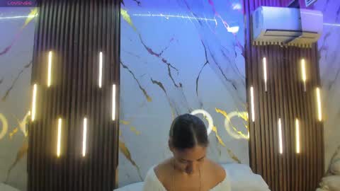 Snapshot of victoriaduarte chatting on 05.01.26 Victoria online show from 05.01.26