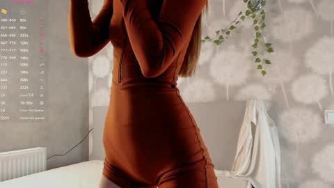 victoriahouston online show from 04.08.26