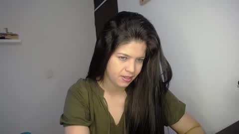 victorialg online show from 09.30.25