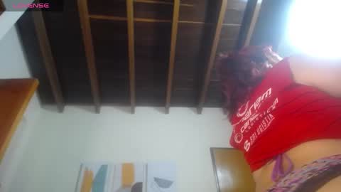 Snapshot of victoriamil1 chatting on 12.24.24 victoriamil1 online show from 12.24.24