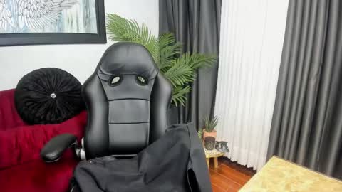 victoriapaker online show from 03.14.26