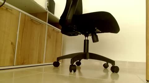 Snapshot of victoriarobertss chatting on 09.19.25 Victoria online show from 09.19.25