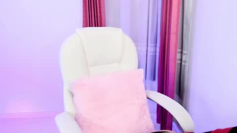 Snapshot of victoriarussell chatting on 12.24.24 Victoria but you can tell me Vicky Vic or just Tory online show from 12.24.24