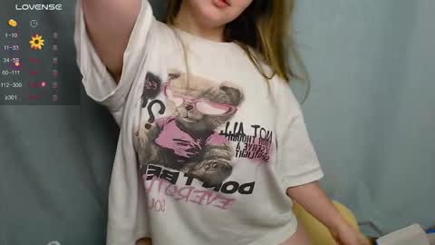 victoriassecrets_ online show from 10.29.25