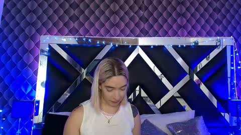 victtoria lee online show from 03.24.26