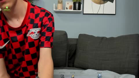 Viego Pattel online show from 12.15.24