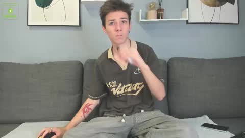 Viego Pattel online show from 10.04.25