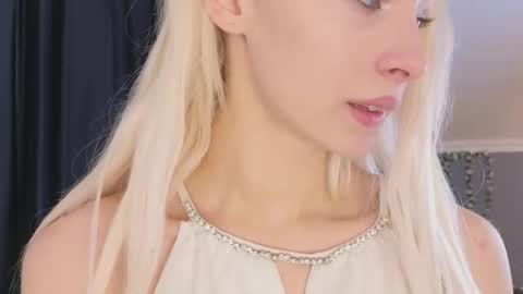 Eva online show from 04.25.26