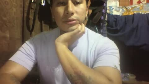 Snapshot of viernes1010 chatting on 11.24.25 viernes1010 online show from 11.24.25