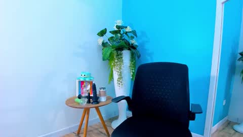 viictoriiasaenz online show from 03.04.26