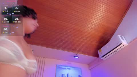 Viiolett online show from 01.24.25