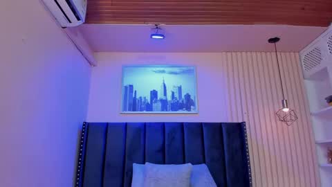 Viiolett online show from 09.13.25