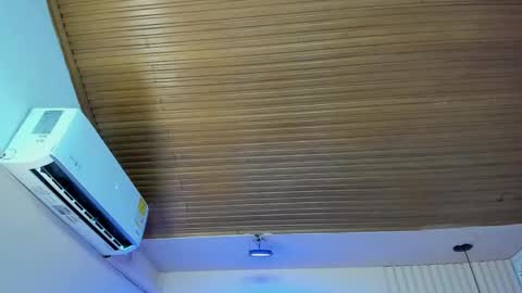 Viiolett online show from 09.28.25